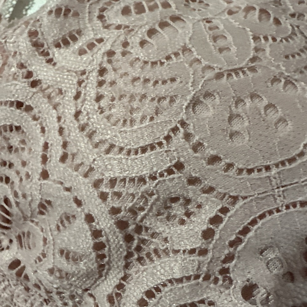 True Rue21 Bralette Juniors Medium‎ Pink Pullover Padded Lace V-Neck Wirefree - Picture 4 of 5